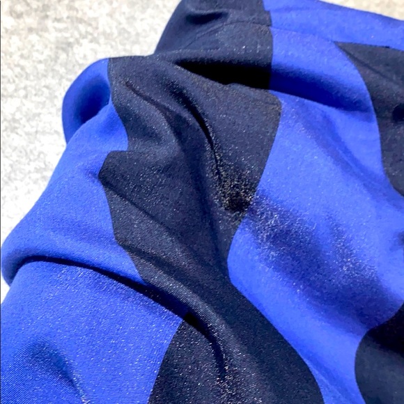 Banana Republic Striped Dress: Sleek & Chic - Size 00 - Picture 2 of 8